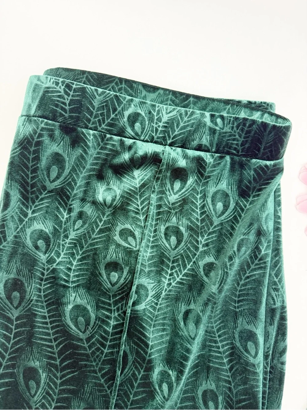 Unique Vintage Green Velvet Two (2) Piece Set Peacock Print Tunic Flare Suit